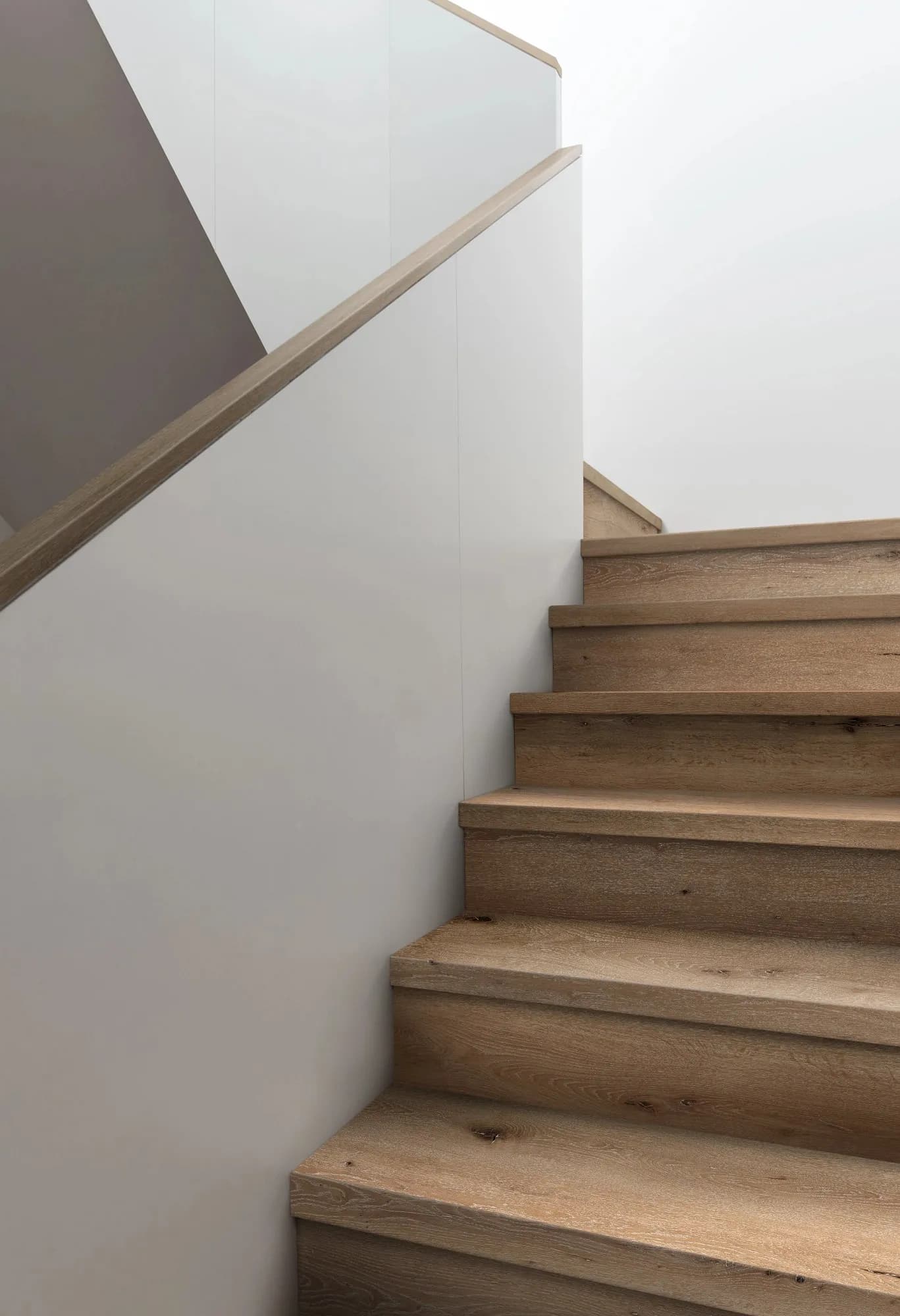 Vinylgulv Naturals Lumber Oak lagt i rom