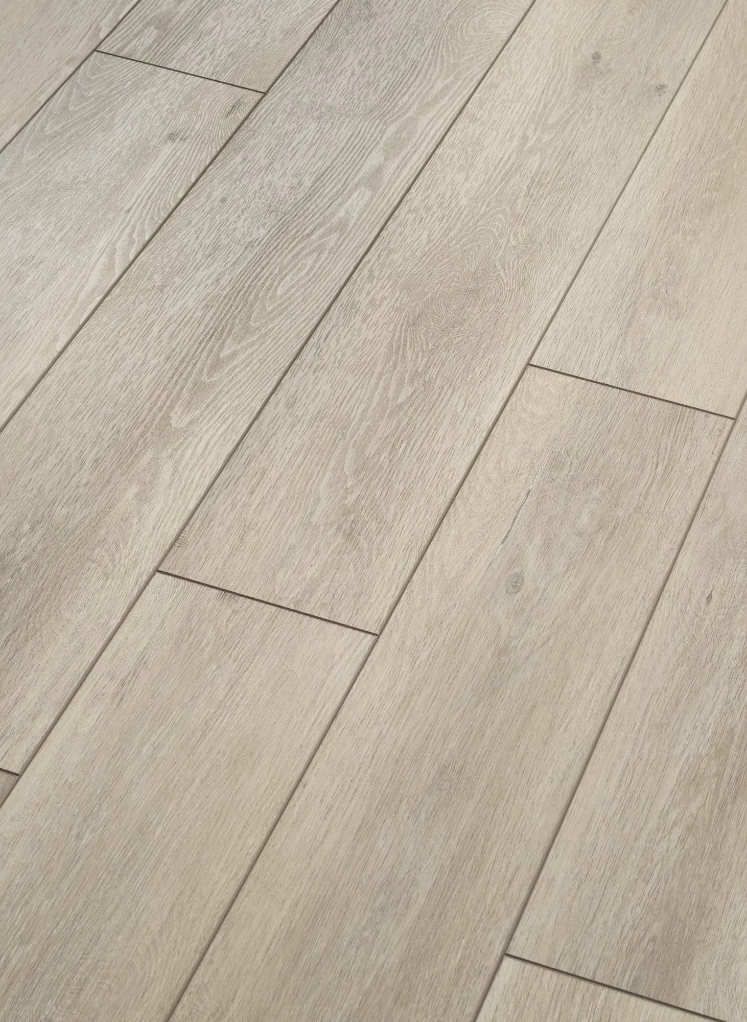 Vinylgulv Naturals+ Swamp Oak, nærbilde