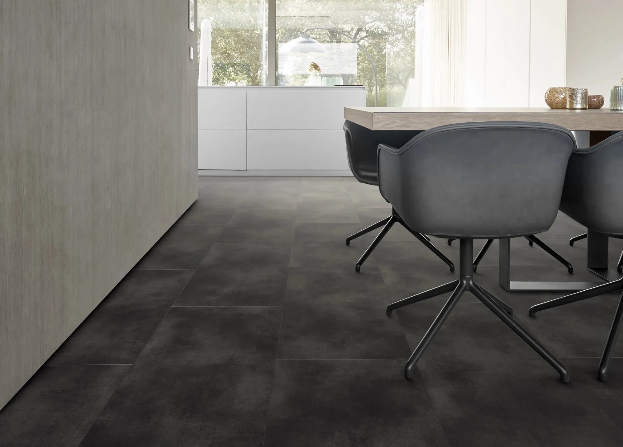 Coretec Naturals Tile Vinylgulv Canyon lagt i rom