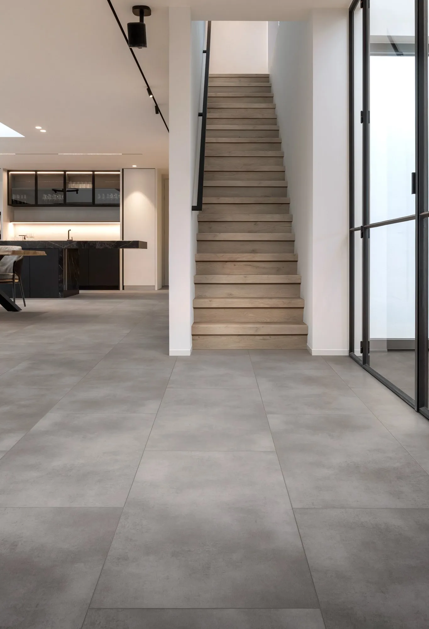 Coretec Vinylgulv Naturals Tile Matterhorn lagt i rom