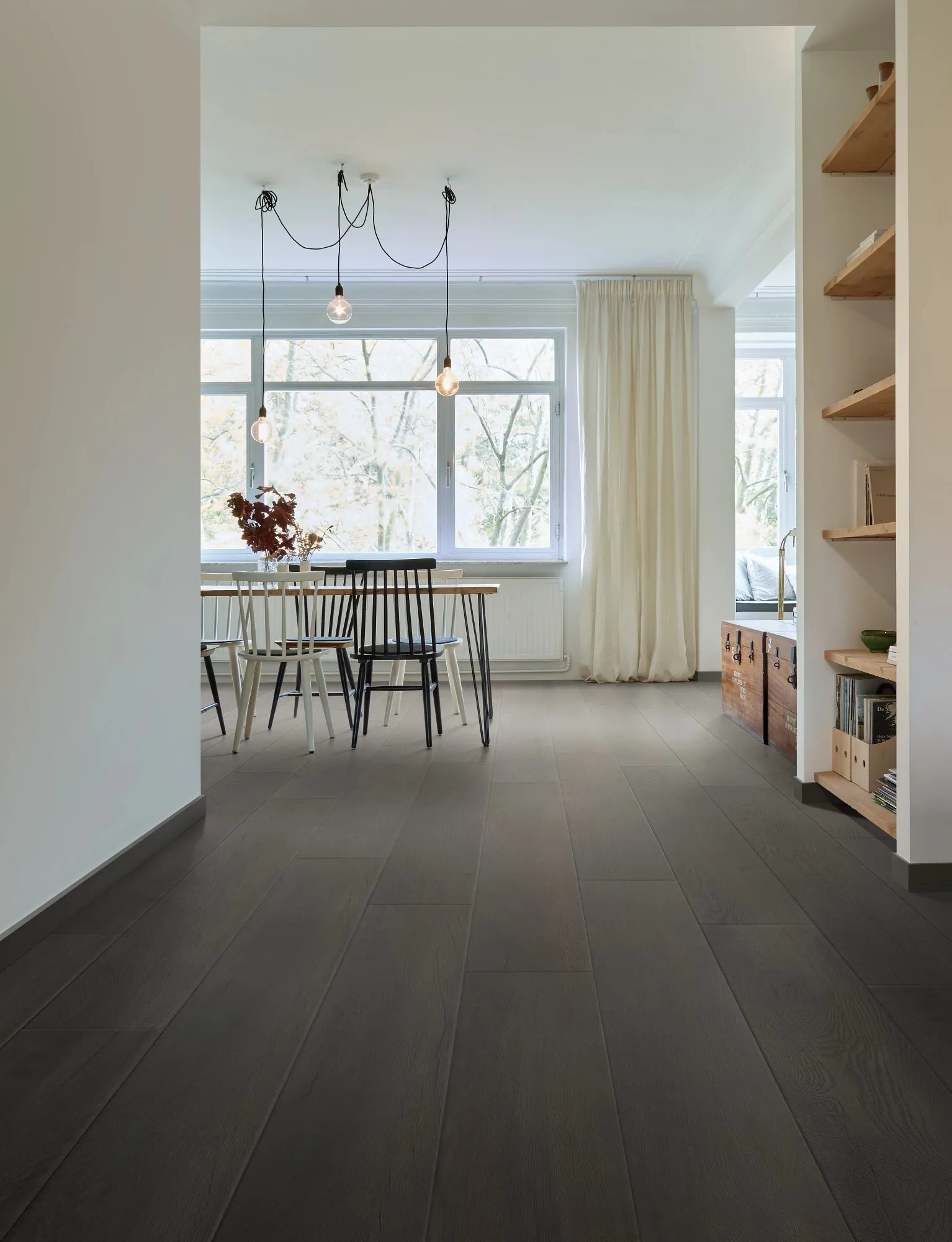 Coretec Naturals Vinylgulv Raven lagt i rom
